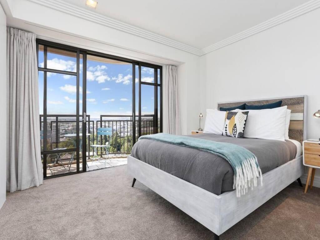 Bright One Bedroom Beauty With Balcony And Unbeatable Views Auckland Exteriér fotografie